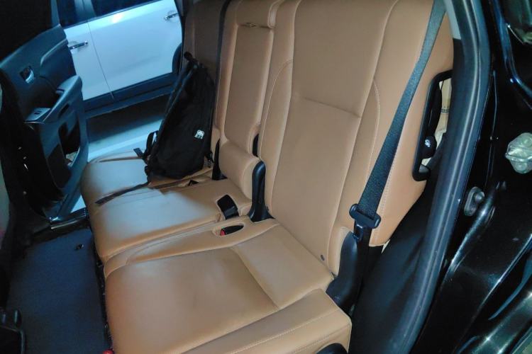 Used Toyota Highlander 2018 2.0T Four-Wheel Drive Knight Edition 7 Seats China VI Standard Left Rear Seat