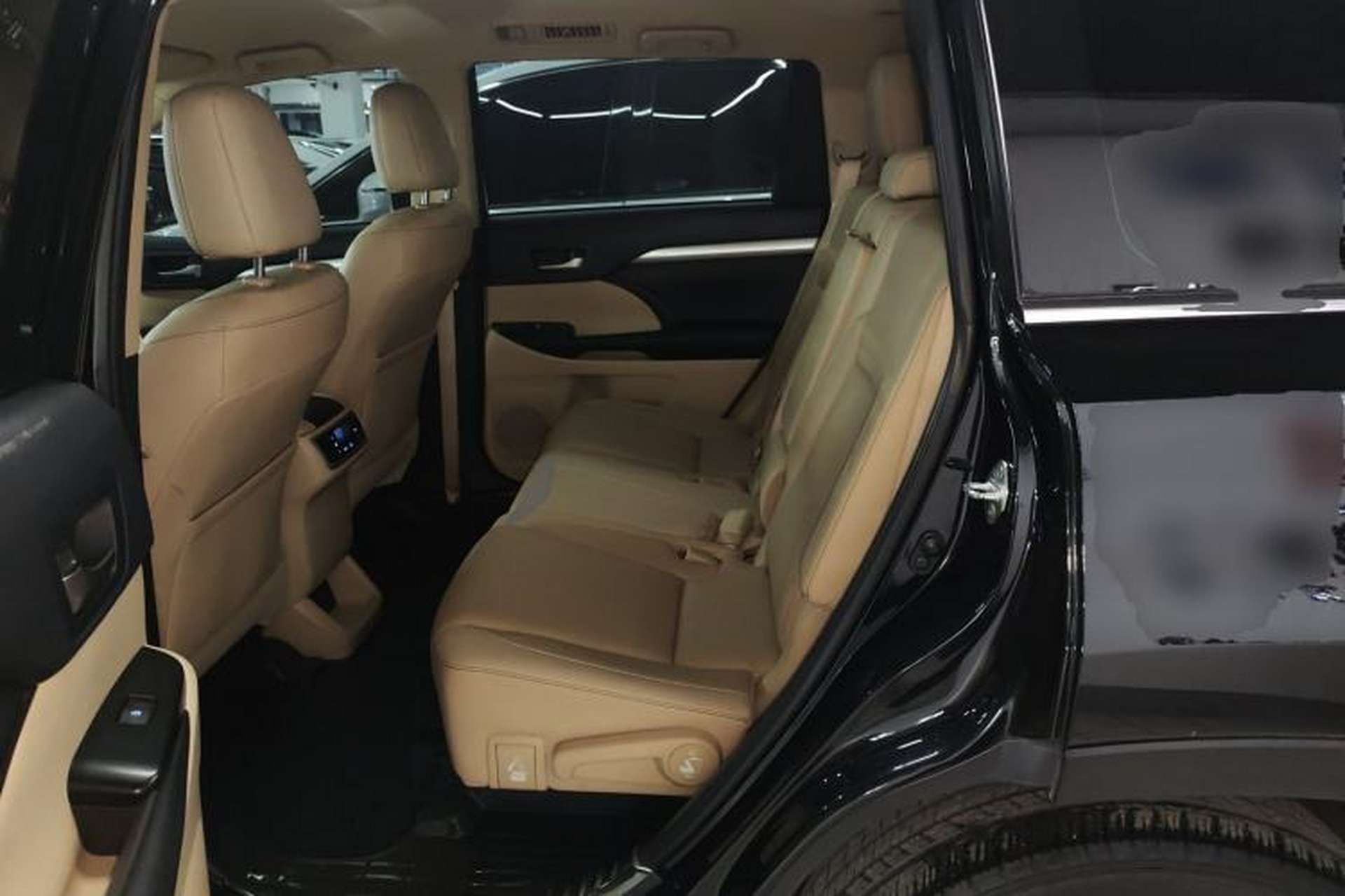 Used Toyota Highlander 2018 2.0T Four-Wheel Drive Elite Edition 7 Seats China VI Standard Left Rear Seat