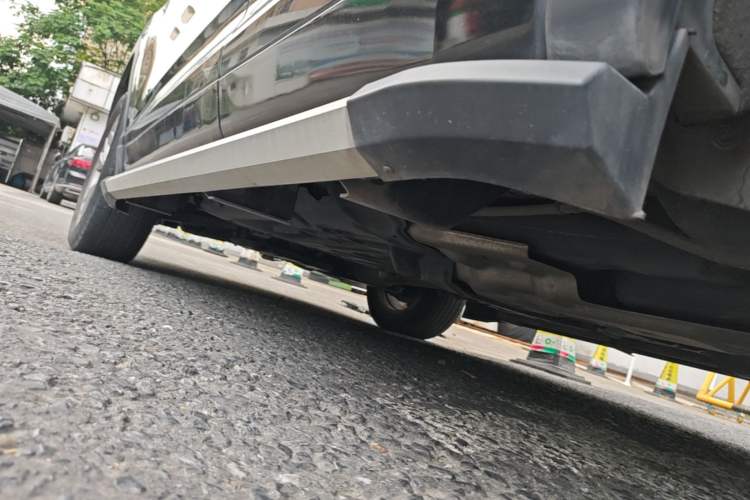 Used Toyota Highlander 2018 2.0T Two-Wheel Drive Elite Version 5 Seats China VI Standard Left Side Sill