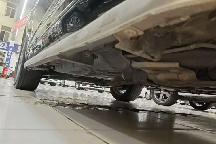 Used Toyota Highlander 2018 2.0T Four-Wheel Drive Luxury Version 7 Seats China VI Standard Left Side Sill