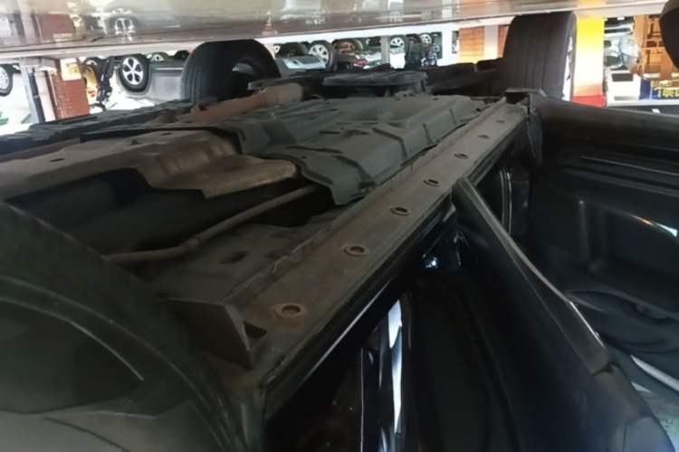 Used Toyota Highlander 2018 2.0T Four-Wheel Drive Luxury Version 7 Seats China VI Standard Left Side Sill