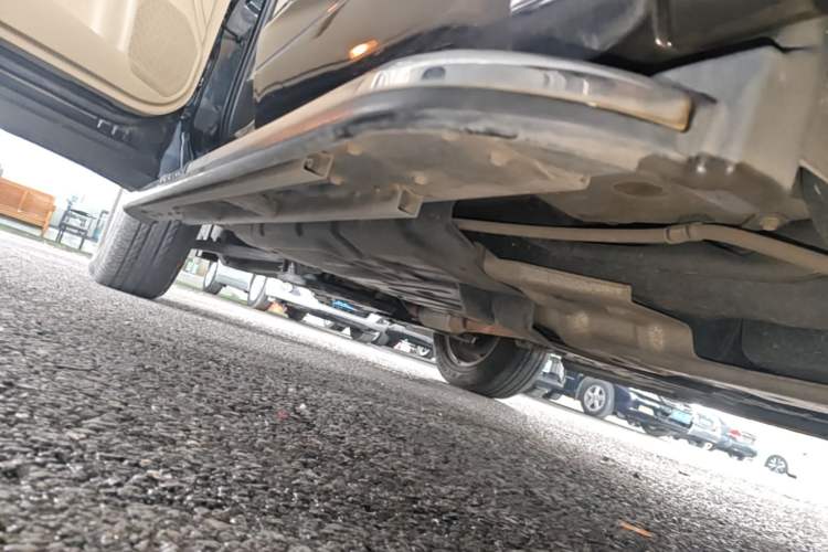 Used Toyota Highlander 2018 2.0T Two-Wheel Drive Elite Version 5 Seats China VI Standard Left Side Sill