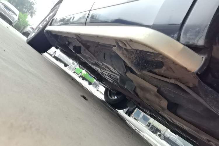 Used Toyota Highlander 2018 2.0T Four-Wheel Drive Luxury Version 7 Seats China VI Standard Left Side Sill