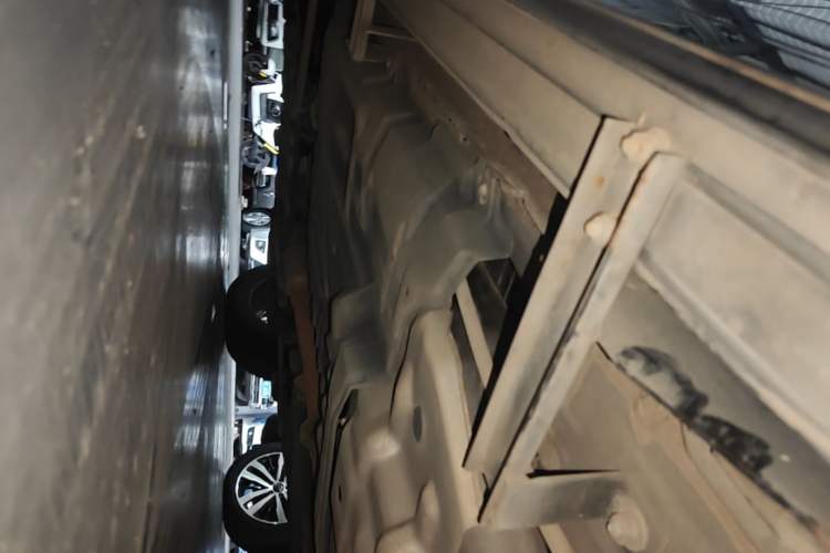 Used Toyota Highlander 2018 2.0T Four-Wheel Drive Luxury Version 7 Seats China VI Standard Left Side Sill