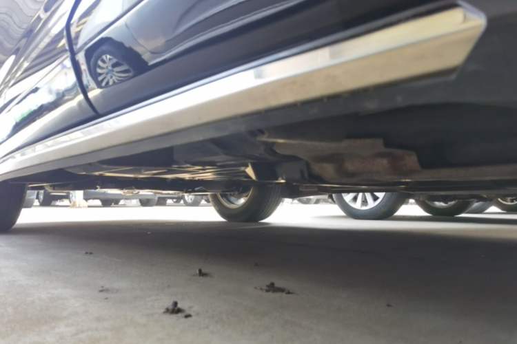 Used Toyota Highlander 2018 2.0T Two-Wheel Drive Elite Version 5 Seats China VI Standard Left Side Sill
