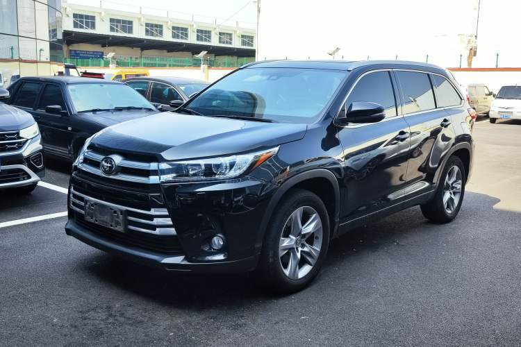 Used Toyota Highlander 2018 2.0T Four-Wheel Drive Ultimate Edition 7-Seater Emission Standard China V Guazi used car, China used car export, Used car for sale, Used cars, Cheapest cars for sale