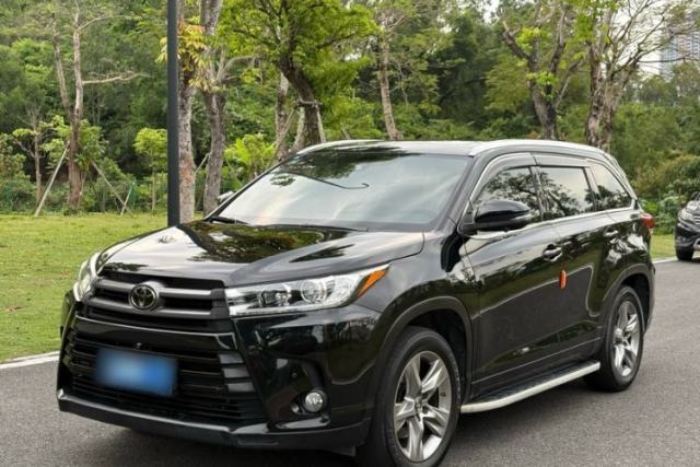 Used Toyota Highlander 2018 2.0T Four-Wheel Drive Luxury Version 7 Seats China VI Standard