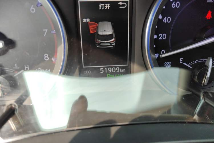 Used Toyota Highlander 2018 2.0T Four-Wheel Drive Supreme Edition 7-Seater China VI Odometer Close Up