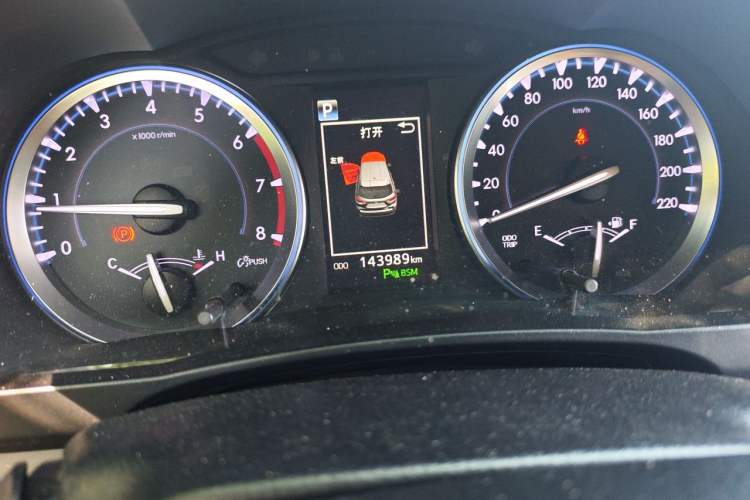 Used Toyota Highlander 2018 2.0T Four-Wheel Drive Supreme Edition 7-Seater China VI Odometer Close Up