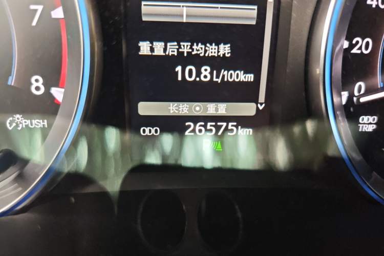 Used Toyota Highlander 2018 2.0T Four-Wheel Drive Prestige Version 7 Seats China VI Standard Odometer Close Up