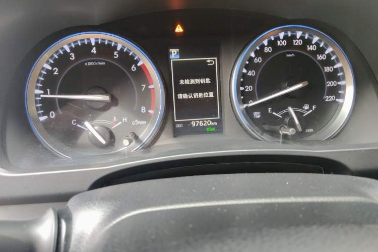 Used Toyota Highlander 2018 2.0T Four-Wheel Drive Supreme Edition 7-Seater China VI Odometer Close Up