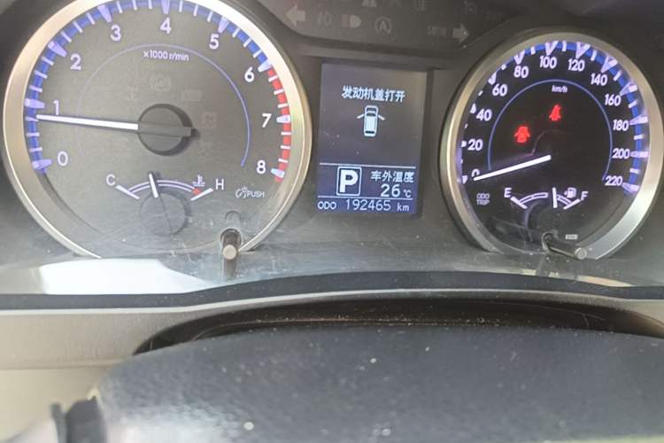 Used Toyota Highlander 2018 2.0T Four-Wheel Drive Elite Edition 7 Seats China V Standard Odometer Close Up