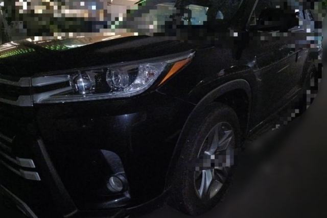 Used Toyota Highlander 2018 2.0T Four-Wheel Drive Luxury Version 7 Seats China VI Standard