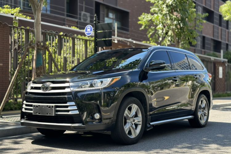Used Toyota Highlander 2018 2.0T Four-Wheel Drive Luxury Version 7 Seats China VI Standard Guazi used car, China used car export, Used car for sale, Used  cars, Cheapest cars for sale