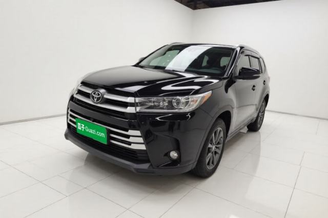 Toyota Highlander 2018 2.0T Four-Wheel Drive Luxury Version 7 Seats China VI Standard usado