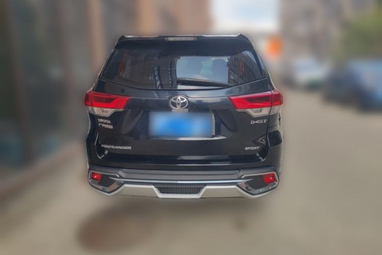 Used Toyota Highlander 2018 2.0T Two-Wheel Drive Luxury Edition 7 Seats China VI Standard Rear