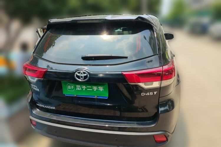 Used Toyota Highlander 2018 2.0T Two-Wheel Drive Elite Edition 7 Seats Emission Standard China V Rear