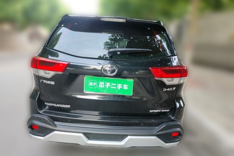 Used Toyota Highlander 2018 2.0T Four-Wheel Drive Prestige Version 7 Seats China VI Standard Rear
