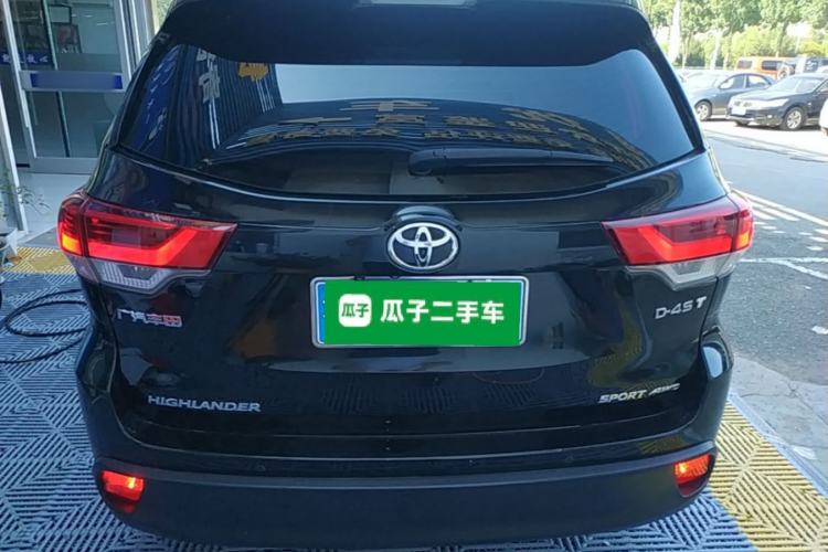 Used Toyota Highlander 2018 2.0T Four-Wheel Drive Luxury Version 7 Seats China VI Standard Rear
