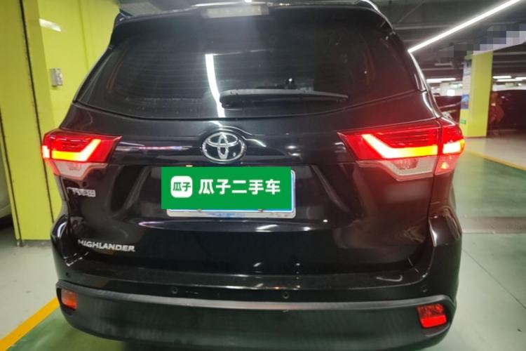 Used Toyota Highlander 2018 2.0T Two-Wheel Drive Elite Version 5 Seats China VI Standard Rear