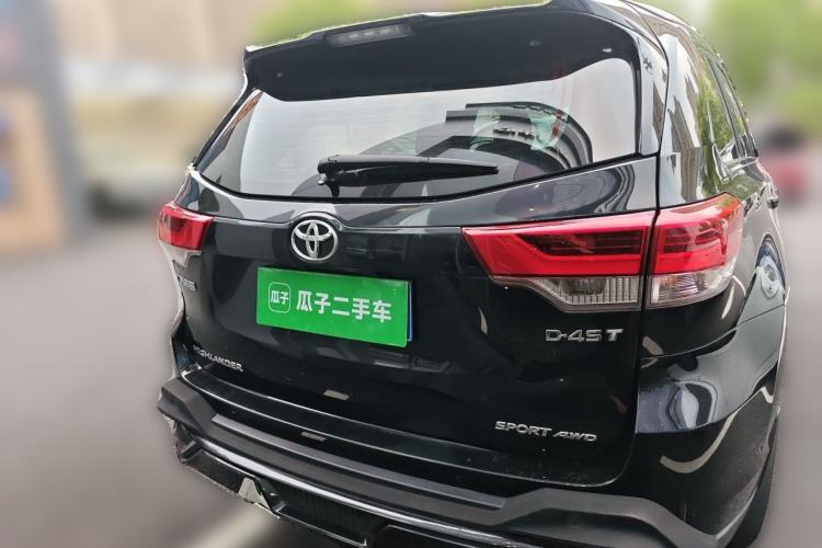 Used Toyota Highlander 2018 2.0T Four-Wheel Drive Supreme Edition 7-Seater China VI Rear