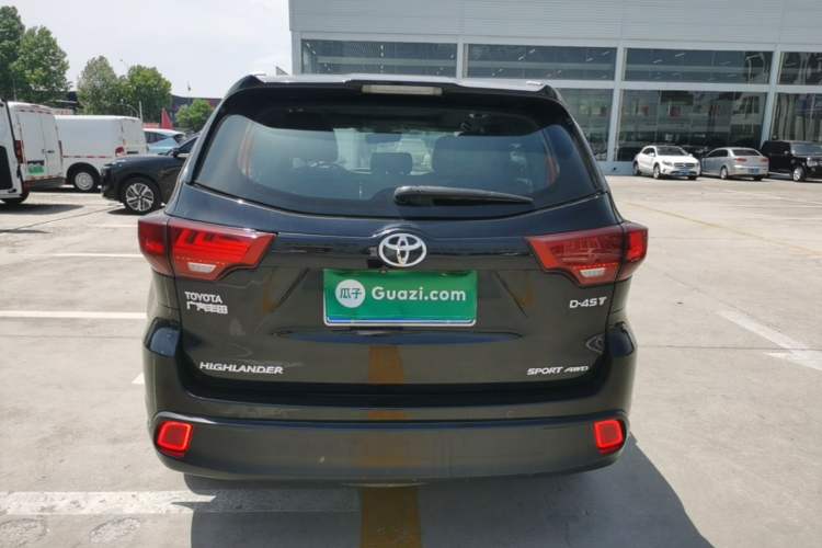 Used Toyota Highlander 2018 2.0T Four-Wheel Drive Luxury Edition 7 Seats China V Emission Standard Rear