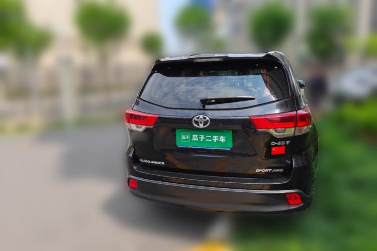 Used Toyota Highlander  Rear