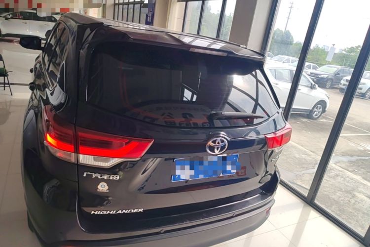 Used Toyota Highlander 2018 2.0T Two-Wheel Drive Elite Version 5 Seats China VI Standard Rear