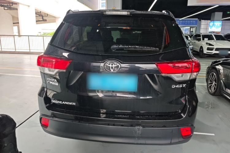 Used Toyota Highlander 2018 2.0T Two-Wheel Drive Elite Edition 5 Seats Emission Standard China V Rear