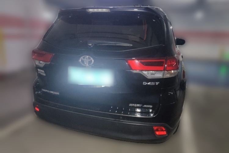 Used Toyota Highlander 2018 2.0T Four-Wheel Drive Prestige Version 7 Seats China VI Standard Rear