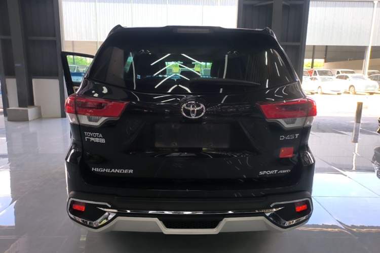 Used Toyota Highlander 2018 2.0T Four-Wheel Drive Luxury Version 7 Seats China VI Standard Rear