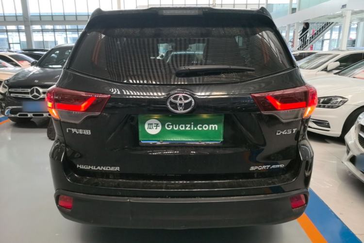 Used Toyota Highlander 2018 2.0T Four-Wheel Drive Knight Edition 7 Seats China VI Standard Rear