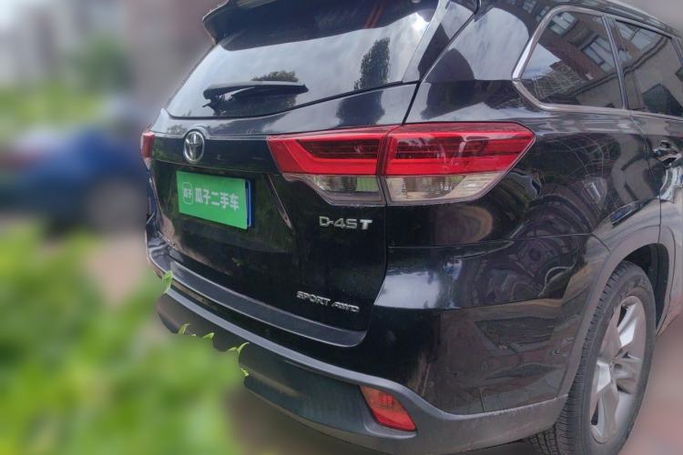 Used Toyota Highlander 2018 2.0T Four-Wheel Drive Prestige Version 7 Seats China VI Standard Rear