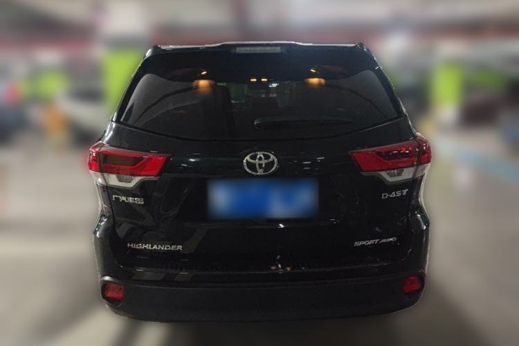 Used Toyota Highlander 2018 2.0T Four-Wheel Drive Luxury Version 7 Seats China VI Standard Rear