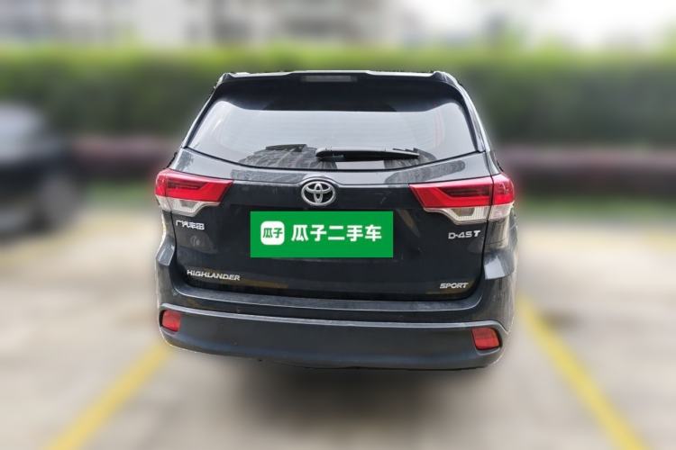 Used Toyota Highlander 2018 2.0T Two-Wheel Drive Luxury Edition 7 Seats China VI Standard Rear