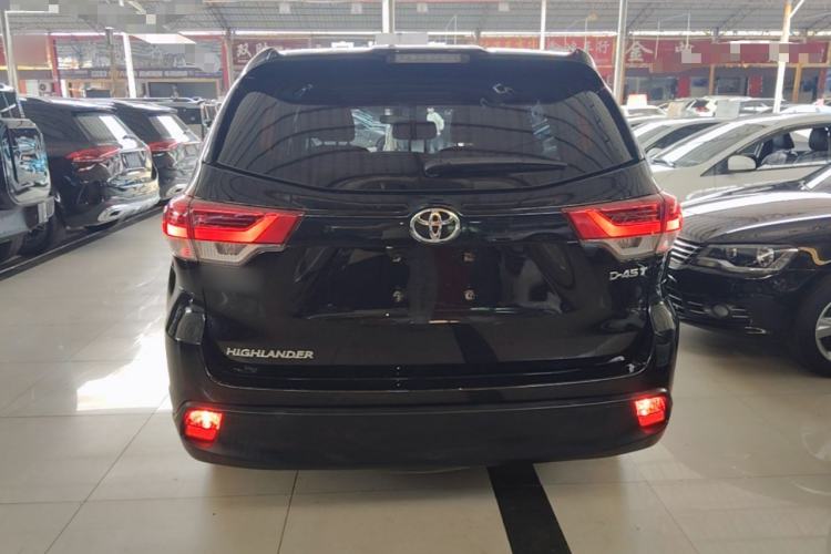 Used Toyota Highlander 2018 2.0T Two-Wheel Drive Elite Version 5 Seats China VI Standard Rear