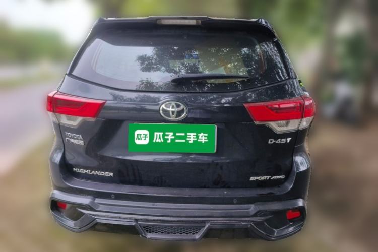 Used Toyota Highlander 2018 2.0T Four-Wheel Drive Luxury Version 7 Seats China VI Standard Rear