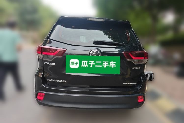 Used Toyota Highlander 2018 2.0T Four-Wheel Drive Knight Edition 7 Seats China VI Standard Rear