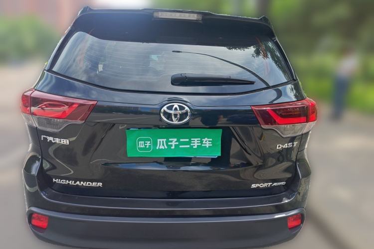 Used Toyota Highlander 2018 2.0T Four-Wheel Drive Luxury Version 7 Seats China VI Standard Rear