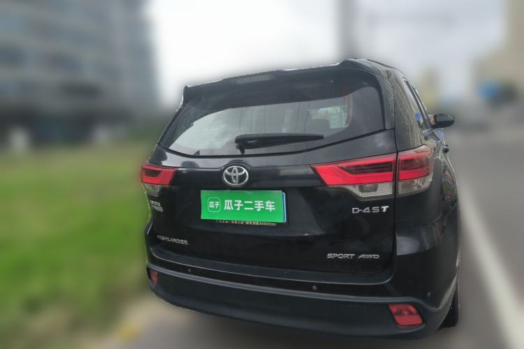 Used Toyota Highlander 2018 2.0T Four-Wheel Drive Prestige Version 7 Seats China VI Standard Rear