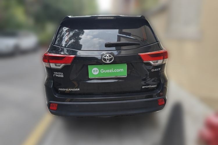 Used Toyota Highlander 2018 2.0T Four-Wheel Drive Luxury Version 7 Seats China VI Standard Rear