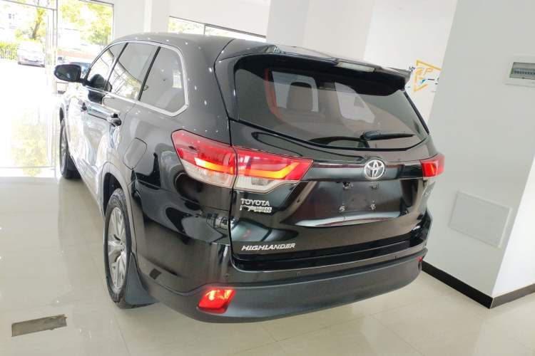 Used Toyota Highlander 2018 2.0T Four-Wheel Drive Elite Edition 7 Seats China V Standard Rear