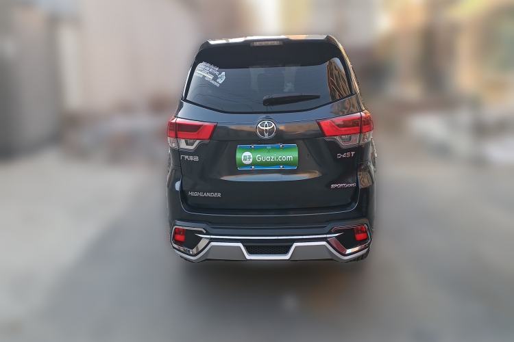 Used Toyota Highlander 2018 2.0T Four-Wheel Drive Luxury Version 7 Seats China VI Standard Rear