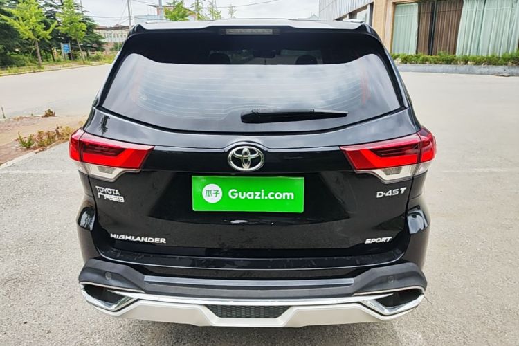 Used Toyota Highlander 2018 2.0T Two-Wheel Drive Luxury Edition 7 Seats China VI Standard Rear