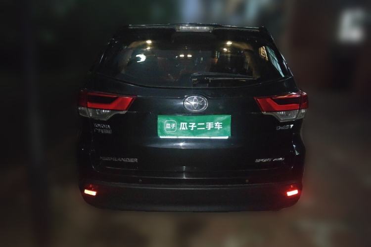 Used Toyota Highlander 2018 2.0T Four-Wheel Drive Prestige Version 7 Seats China V Emission Standard Rear