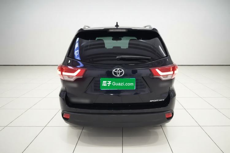 Used Toyota Highlander 2018 2.0T Four-Wheel Drive Luxury Version 7 Seats China VI Standard Rear