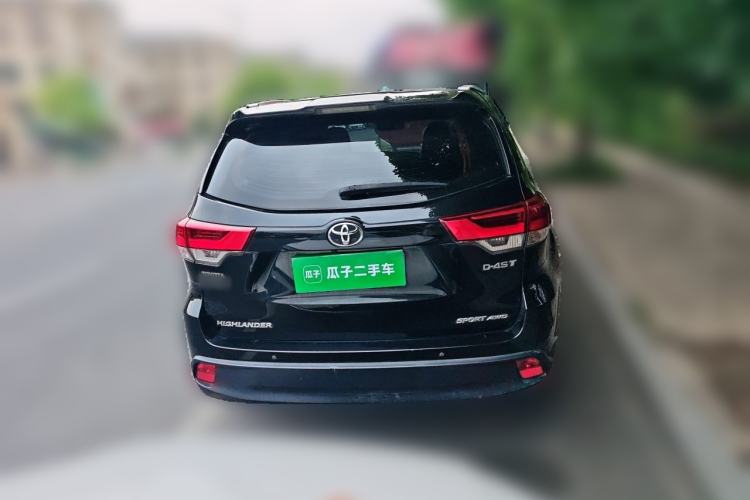 Used Toyota Highlander 2018 2.0T Four-Wheel Drive Luxury Version 7 Seats China VI Standard Rear