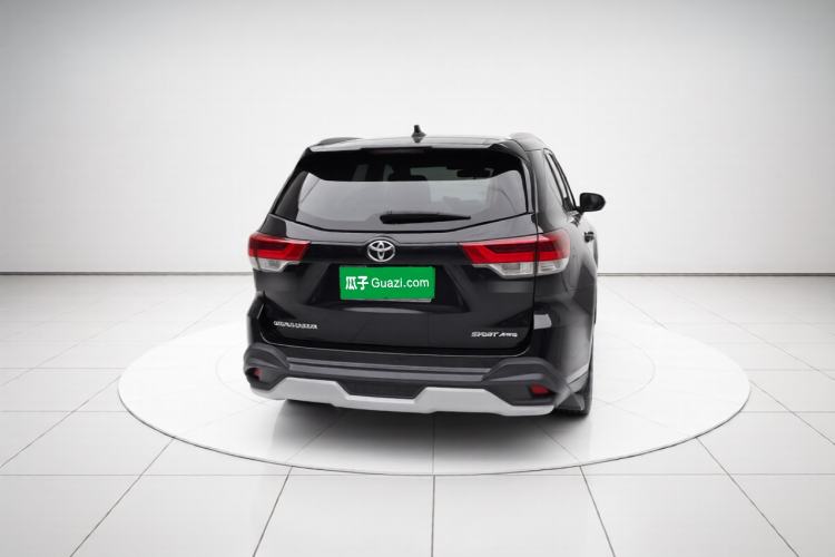 Used Toyota Highlander 2018 2.0T Four-Wheel Drive Luxury Version 7 Seats China VI Standard Rear