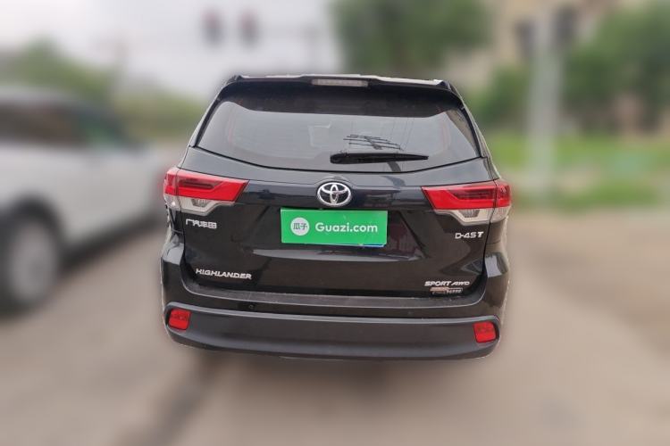 Used Toyota Highlander 2018 2.0T Four-Wheel Drive Luxury Version 7 Seats China VI Standard Rear