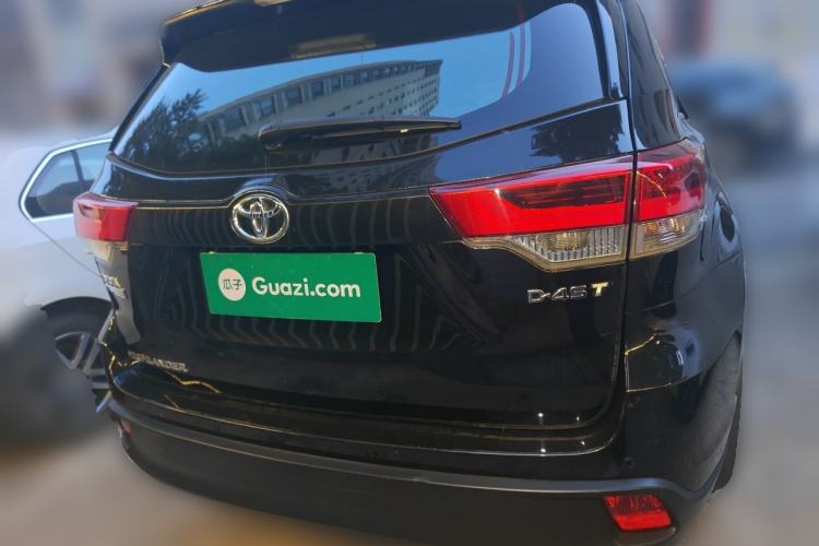 Used Toyota Highlander 2018 2.0T Two-Wheel Drive Elite Version 5 Seats China VI Standard Rear